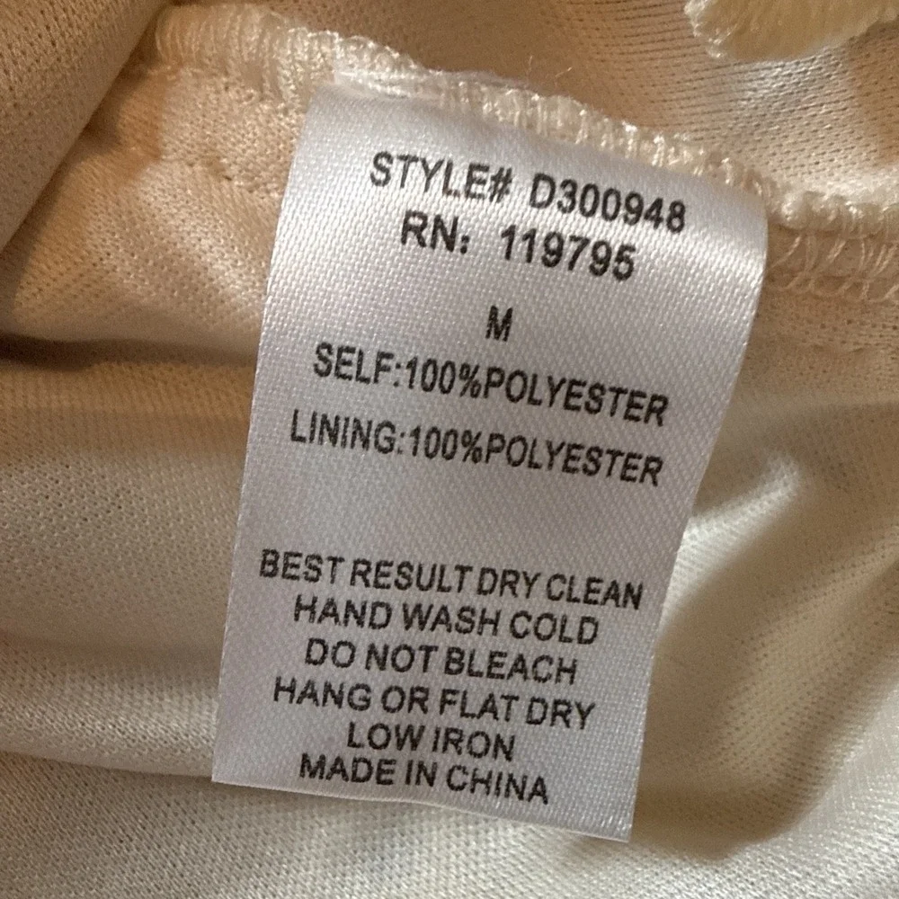 White Floral Lace Mini Dress Moon Size Medium Boho Cottage Core - Picture 7 of 7